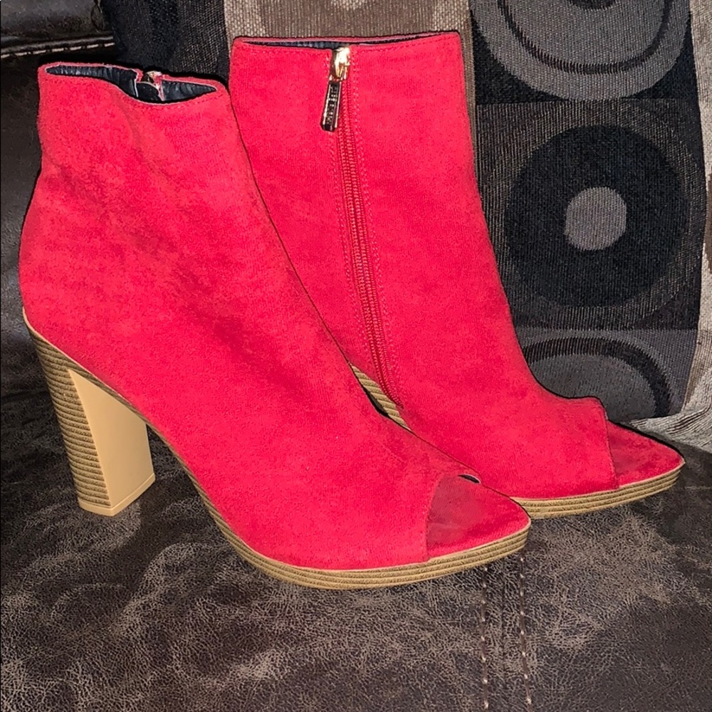 Peep toe ankle booties